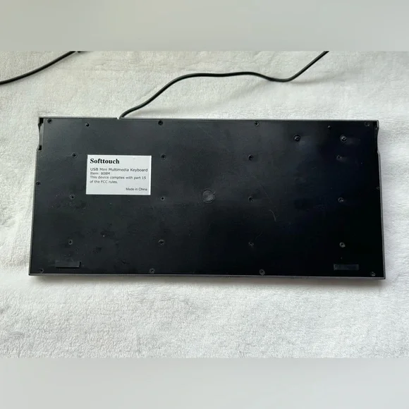 Softtouch USB Mini Multimedia Keyboard - Picture 5 of 13